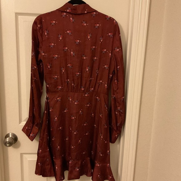 PAIGE Wmns Parisa Mini Wrap Dress W/Long Sleeves in Velvet Red Multi Size m - Picture 9 of 15